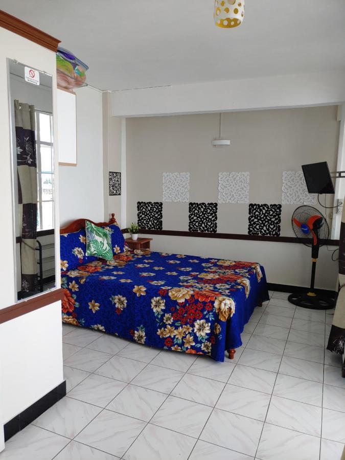 מאהבורג Orient Guesthouse Auberge מראה חיצוני תמונה
